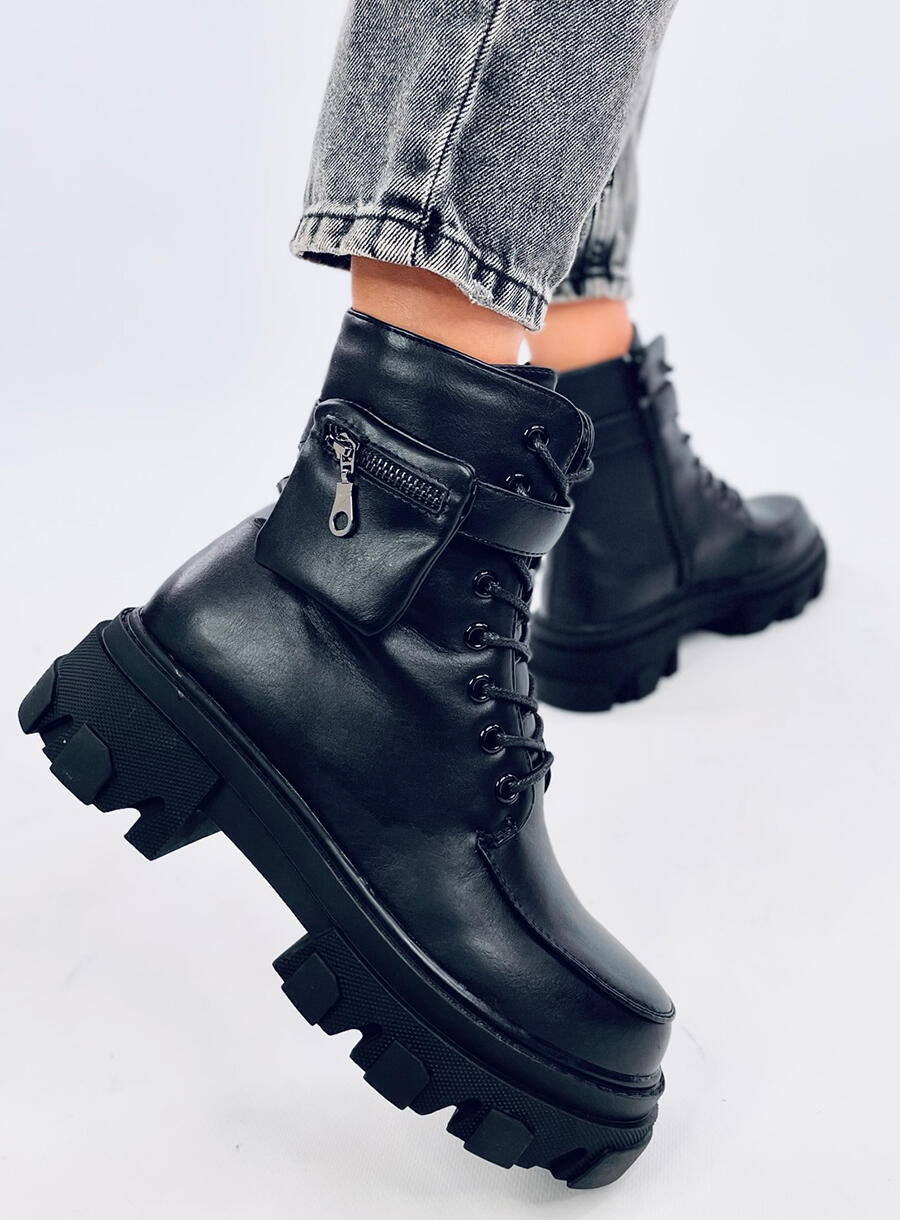 Botki z sakiewką TRYMO BLACK