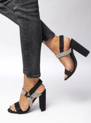 Sandałki na słupku z cyrkoniami NIKITA BLACK
