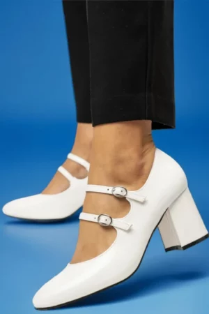 Damskie Czółenka DOLLY WHITE – Dziewczęcy Urok i Komfortowy Obcas