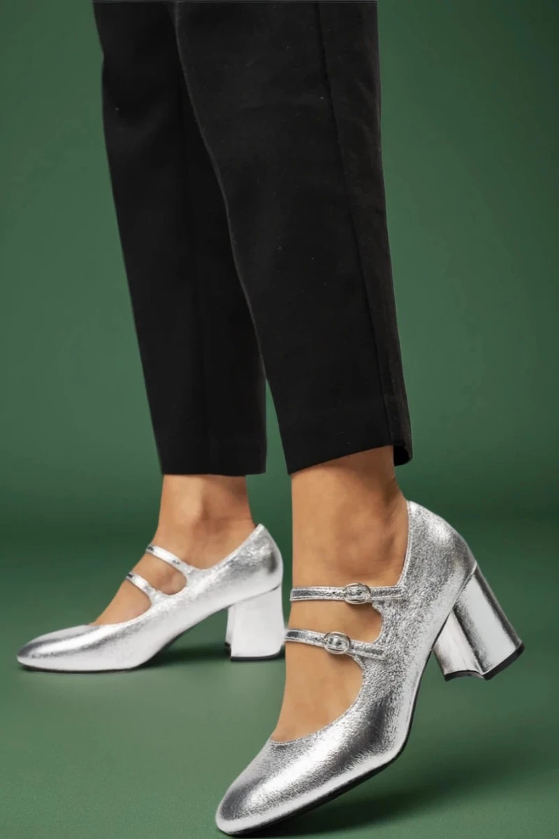 Damskie Czółenka DOLLY SILVER – Błysk Retro w Nowoczesnym Stylu
