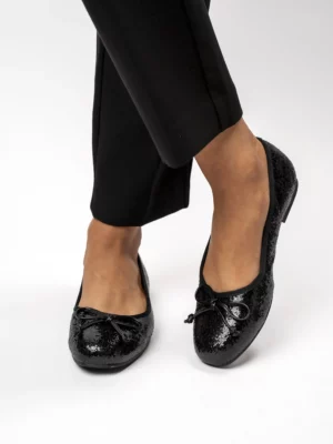Damskie Baleriny ELVINA  BLACK – Błysk Elegancji i Dziewczęcy Akcent