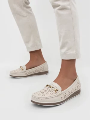Damskie Mokasyny LENA WHITE – Ażurowa Elegancja i Komfort na Co Dzień
