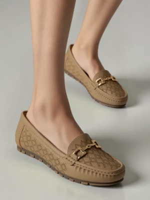 Damskie Mokasyny LIA KHAKI – Ażurowy Wzór i Elegancki Akcent