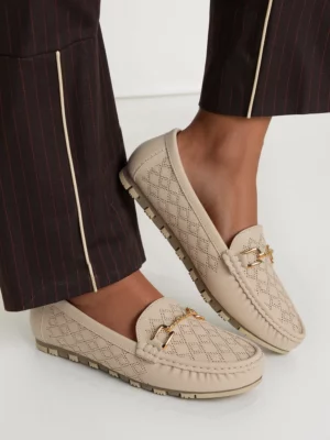 Damskie Mokasyny LIA BEIGE – Ażurowy Wzór i Elegancki Akcent