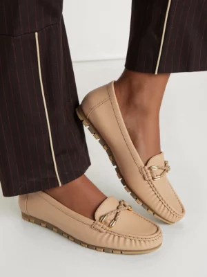 Damskie Mokasyny AMELIA NUDE – Subtelna Elegancja i Codzienny Komfort