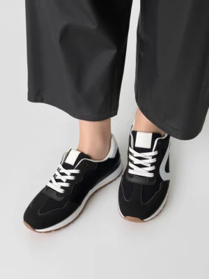 Damskie Sneakersy LARA BLACK