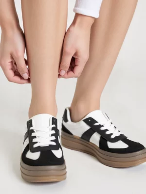 Damskie Sneakersy ALMA BLACK – Minimalistyczny Design i Codzienny Komfort