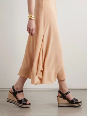 Damskie Sandały ARLETTE BLACK – Klasyczna Czerń na Plecionej Koturnie