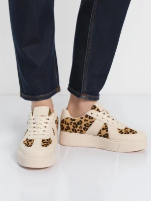 Damskie Sneakersy FIERCE APRICOT