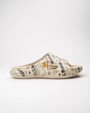 Klapki Graficzne Kremowe