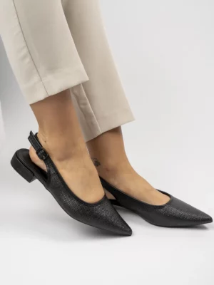 Damskie czarne sandały ze spiczastym noskiem LARA BLACK