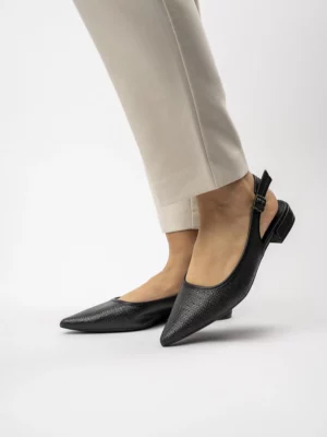 Damskie czarne sandały ze spiczastym noskiem LARA BLACK