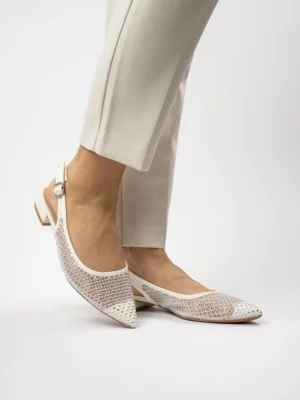 Modne czółenka w kolorze White