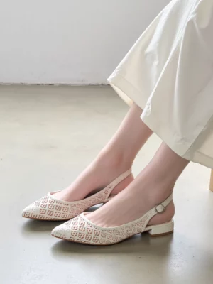 Klapki Elegancja LUMINA Biały