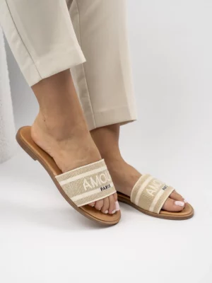 Klapki Amour Beżowy