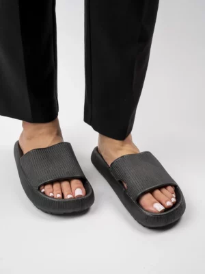 Damskie Klapki SOFIA BLACK