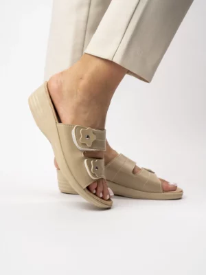Klapki Mira Beige