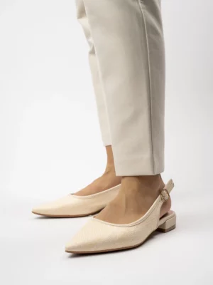 Damskie beżowe sandały ze spiczastym noskiem LARA BEIGE