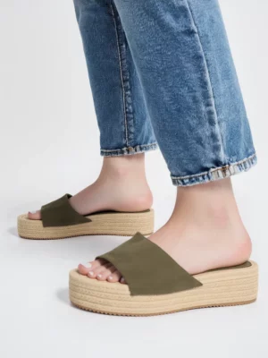 Klapki na platformie ESTILO Green