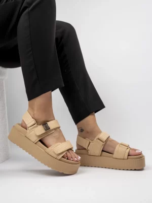 Klapki Urban Chic Bezowe