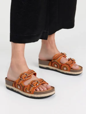 Klapki na koturnie damskie z koralikami w kolorze Orange
