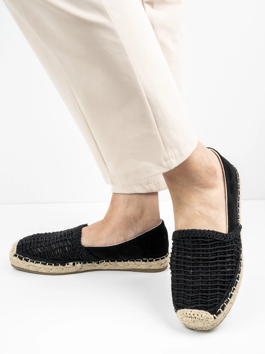Modne espadryle damskie w kolorze Black
