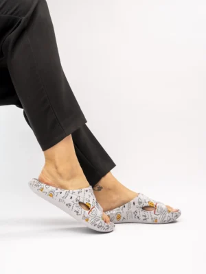 Klapki Graficzne Szary