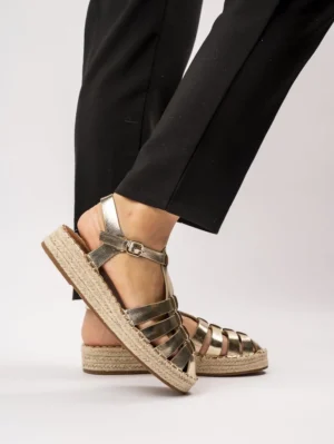Sandały na platformie z plecionką Gold