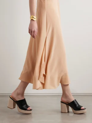 Klapki boho na słupku w kolorze Black