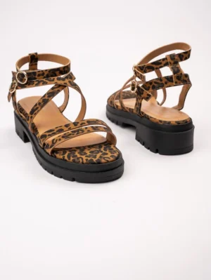Sandały płaskie damskie z paskami w kolorze Leopard