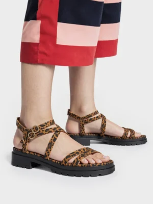 Sandały płaskie damskie z paskami w kolorze Leopard
