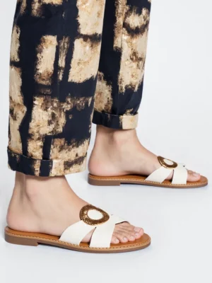 Szpilki damskie eleganckie w kolorze White