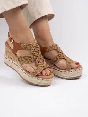 Szpilki damskie eleganckie w kolorze Brown