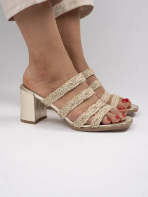 Klapki eleganckie damskie z plecionkami w kolorze Golden