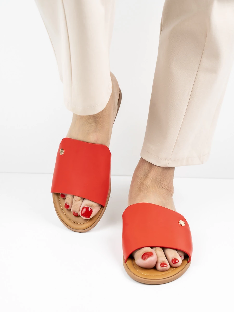 Modne klapki damskie w kolorze Red