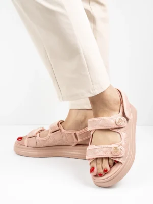 Modne sandały damskie w kolorze Pink