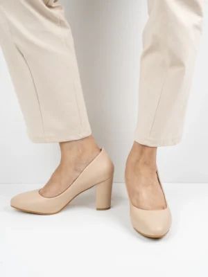 Modne czółenka damskie w kolorze Apricot