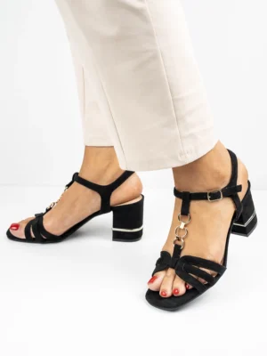 Modne sandały damskie na obcasie w kolorze Black