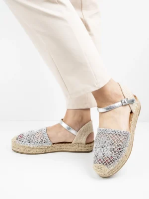 Modne espadryle damskie w kolorze Silver