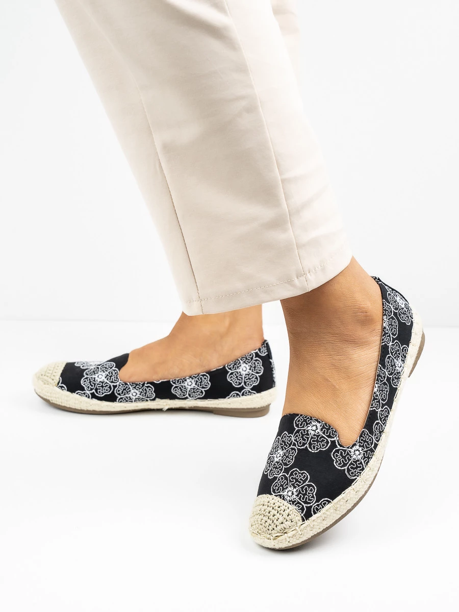 Modne espadryle damskie w kolorze Nero