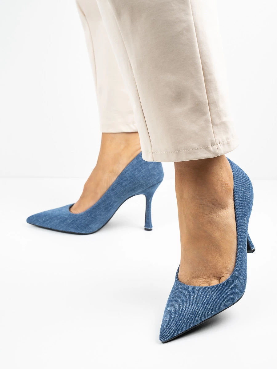 Modne czółenka damskie w kolorze Jeans