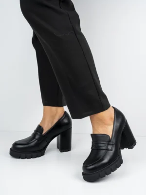 Mokasyny eleganckie damskie na obcasie w kolorze BlackPU