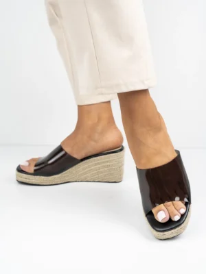 Klapki na koturnie Translucent BLACK